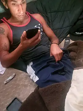 LargeDominoes online show from 25, 3, 2026