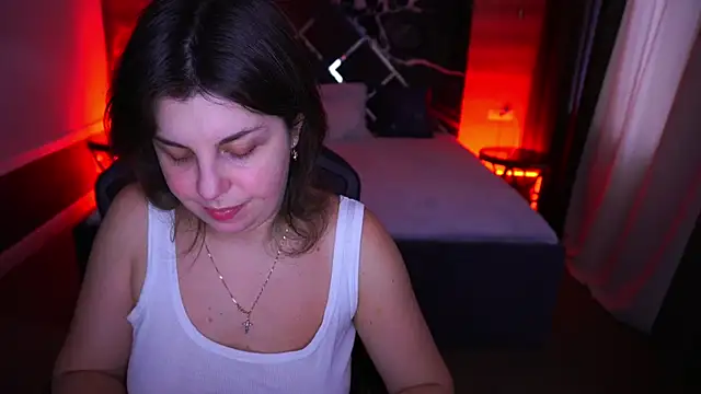 Snapshot of MirandaWong chatting on 3, 11, 2025 MirandaWong online show from 3, 11, 2025