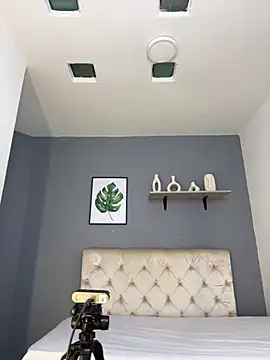 Soe Lara online show from 26, 11, 2025