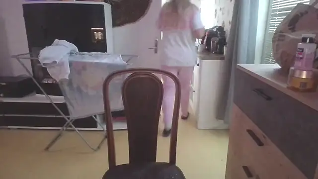 Meliss Official9 online show from 19, 3, 2025