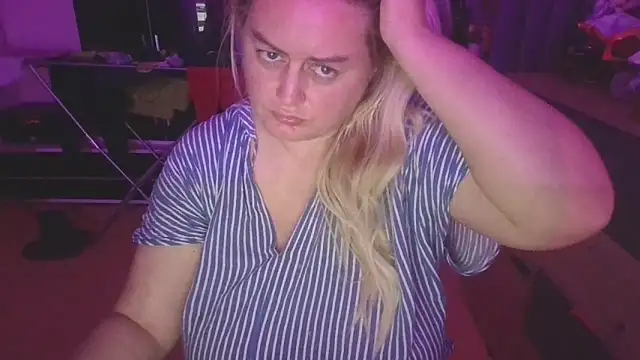 Meliss Official9 online show from 22, 3, 2025