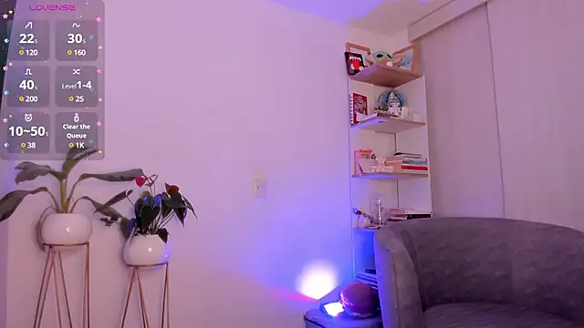 danna davis18 online show from 7, 12, 2024