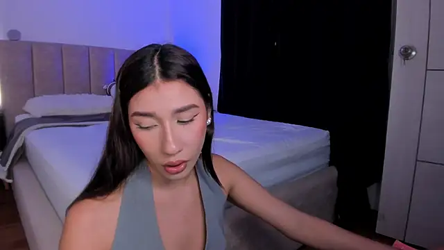 danna davis18 online show from 19, 2, 2025