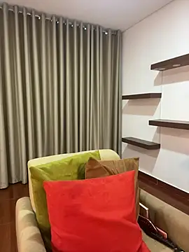 Alice Biel online show from 4, 3, 2025