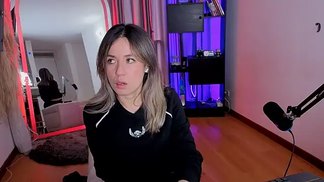 sexfire lalita online show from 4, 4, 2026