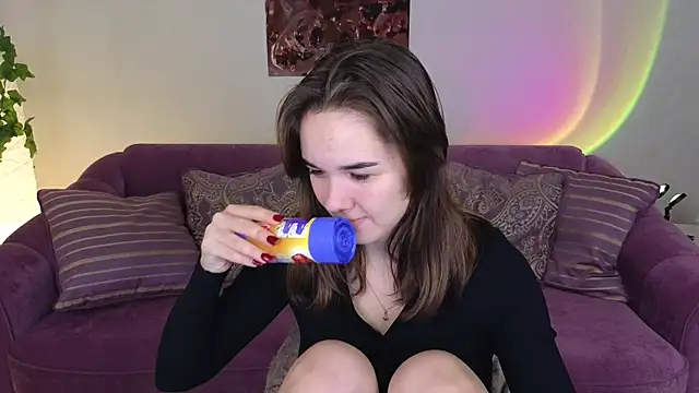 Snapshot of LindaRobertz chatting on 5, 12, 2024 LindaRobertz online show from 5, 12, 2024