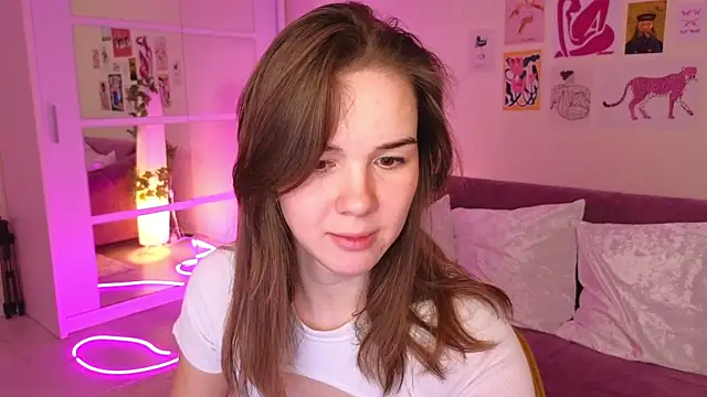 Snapshot of LindaRobertz chatting on 26, 2, 2025 LindaRobertz online show from 26, 2, 2025