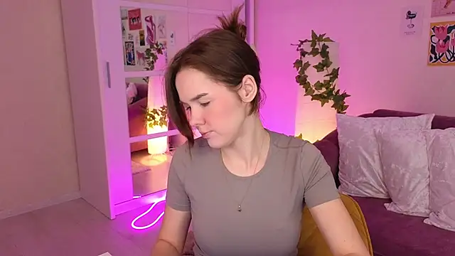 Snapshot of LindaRobertz chatting on 22, 3, 2025 LindaRobertz online show from 22, 3, 2025