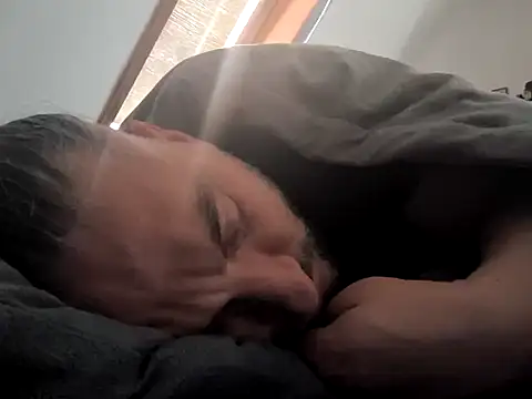 Snapshot of NewyorkDimi chatting on 1, 1, 2025 NewyorkDimi online show from 1, 1, 2025