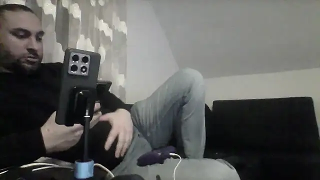 Snapshot of NewyorkDimi chatting on 18, 3, 2025 NewyorkDimi online show from 18, 3, 2025