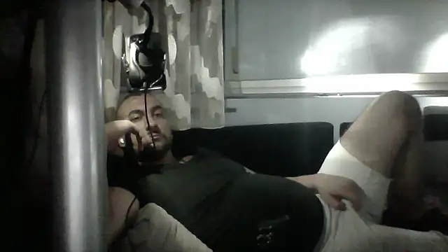 Snapshot of NewyorkDimi chatting on 13, 7, 2026 NewyorkDimi online show from 13, 7, 2026
