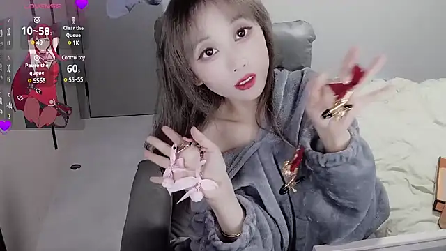 Snapshot of Xiaoyu-G chatting on 6, 2, 2025 Xiaoyu-G online show from 6, 2, 2025