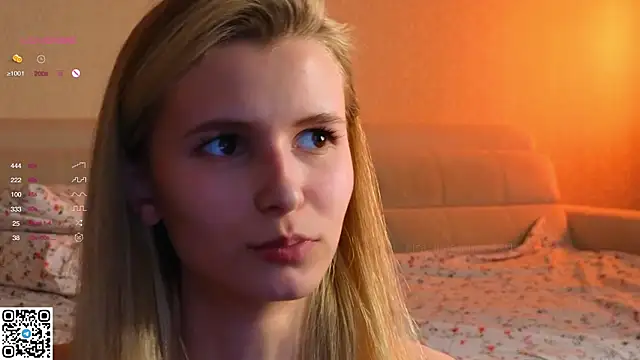 Snapshot of elsa_limerence chatting on 4, 1, 2025 elsa limerence online show from 4, 1, 2025