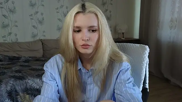 Snapshot of elsa_limerence chatting on 31, 7, 2026 elsa limerence online show from 31, 7, 2026