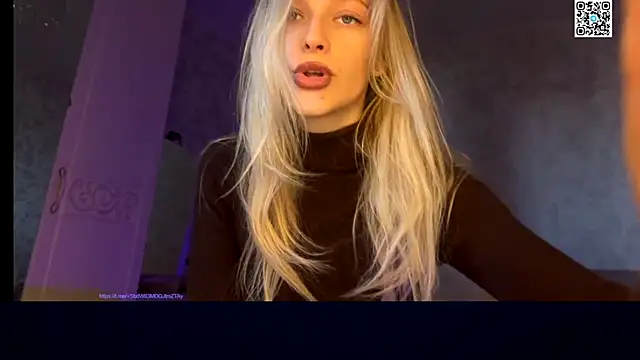 Evvie Summn1 online show from 30, 9, 2025