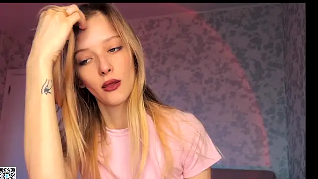 Evvie Summn1 online show from 23, 11, 2025