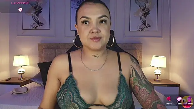 lyn adamns online show from 11, 3, 2025