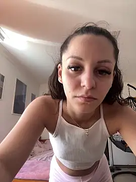 Snapshot of Chiara0102 chatting on 29, 5, 2026 Chiara0102 online show from 29, 5, 2026
