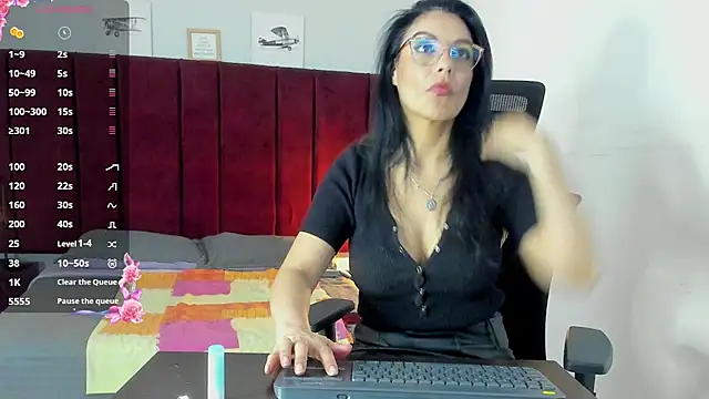 Zuzana21 online show from 21, 3, 2025