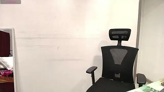 Snapshot of Zuzana21 chatting on 24, 2, 2026 Zuzana21 online show from 24, 2, 2026