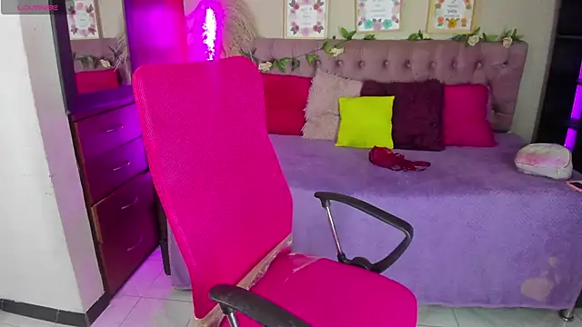 Lia Keen online show from 29, 10, 2025