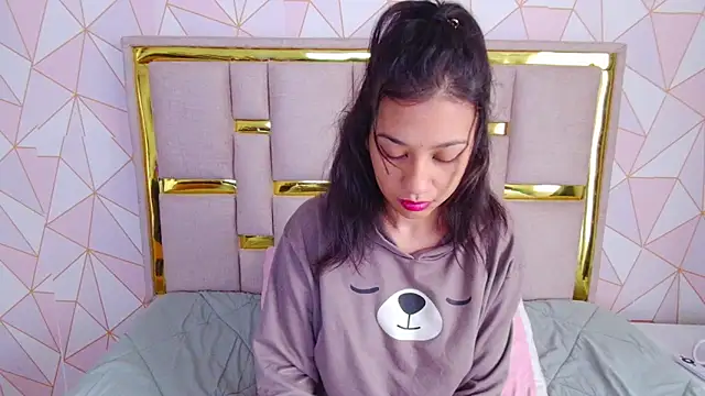 nina carther online show from 22, 4, 2026