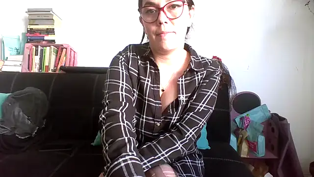 Snapshot of Tiramisu89 chatting on 29, 10, 2025 Tiramisu89 online show from 29, 10, 2025