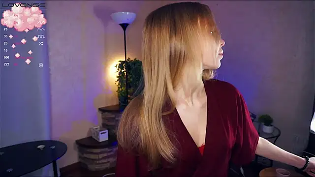 LynetBurby online show from 9, 12, 2024