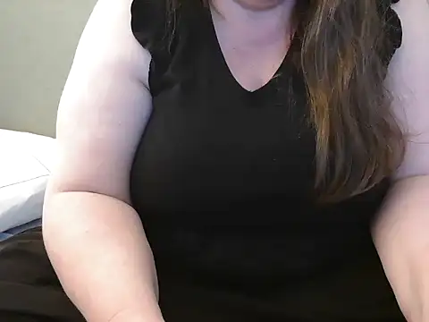 MarthaBriest online show from 18, 2, 2025