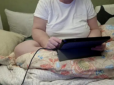 MarthaBriest online show from 22, 12, 2025