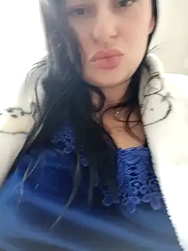 Snapshot of YuliannaFox chatting on 7, 1, 2025 YuliannaFox online show from 7, 1, 2025