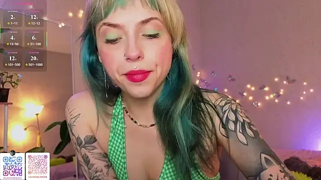 Snapshot of lavenderluxe chatting on 16, 7, 2026 lavenderluxe online show from 16, 7, 2026