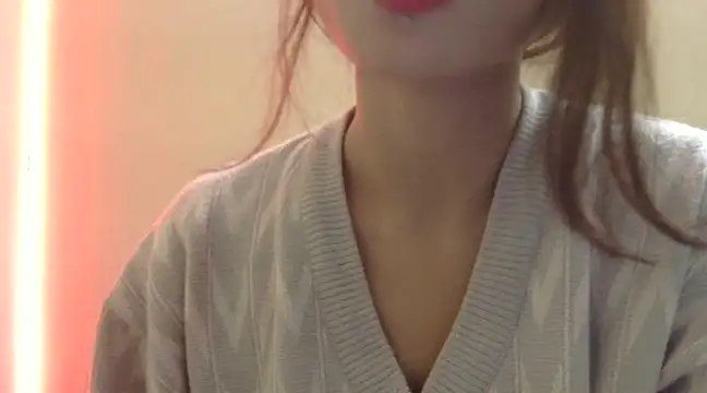 Snapshot of Tiny_lusty chatting on 17, 12, 2024 Tiny lusty online show from 17, 12, 2024