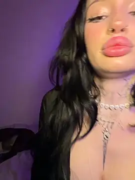 madelinexx online show from 10, 2, 2026