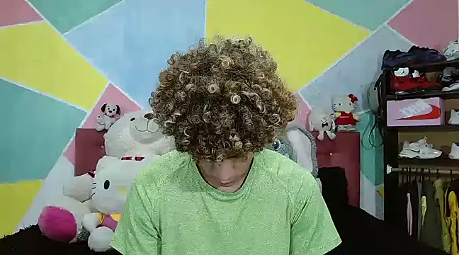 Snapshot of tylor_boy chatting on 9, 1, 2025 tylor boy online show from 9, 1, 2025