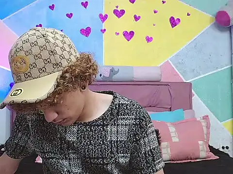 Snapshot of tylor_boy chatting on 23, 9, 2025 tylor boy online show from 23, 9, 2025