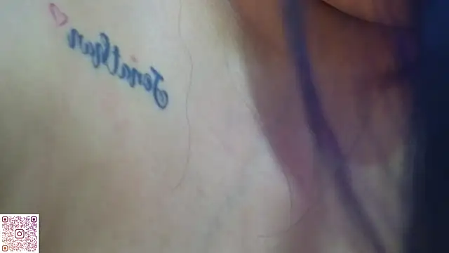 Snapshot of angie_bigboobs_ chatting on 19, 5, 2026 angie bigboobs online show from 19, 5, 2026