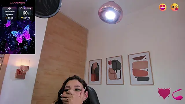 Snapshot of lilith_guzman chatting on 7, 12, 2024 lilith guzman online show from 7, 12, 2024