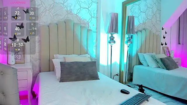 Snapshot of PollyGrey_ chatting on 24, 12, 2024 PollyGrey online show from 24, 12, 2024