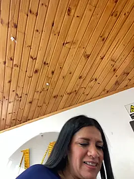 Milff parkerrr online show from 5, 3, 2025