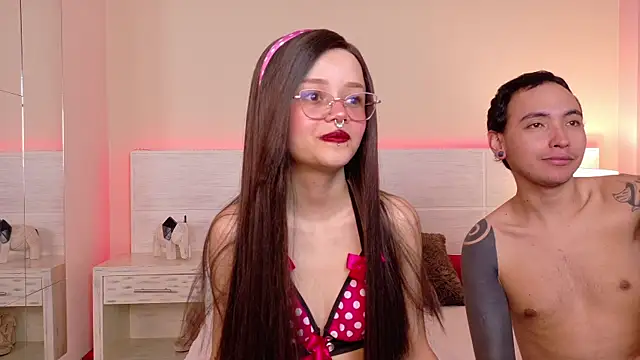 Snapshot of MARCUS_AND_HIKARY chatting on 10, 1, 2025 MARCUS AND HIKARY online show from 10, 1, 2025