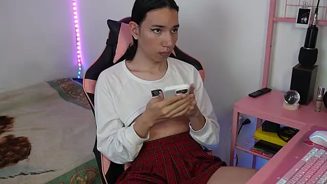 Snapshot of Flaream_angel chatting on 3, 1, 2025 Flaream angel online show from 3, 1, 2025