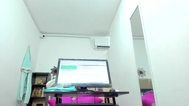 Snapshot of Dalia_20 chatting on 23, 2, 2025 Dalia 20 online show from 23, 2, 2025