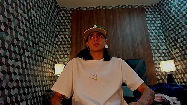 Snapshot of Matthew_Dixonn chatting on 25, 1, 2025 Matthew Dixonn online show from 25, 1, 2025