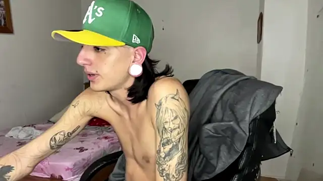 Snapshot of Matthew_Dixonn chatting on 14, 2, 2025 Matthew Dixonn online show from 14, 2, 2025