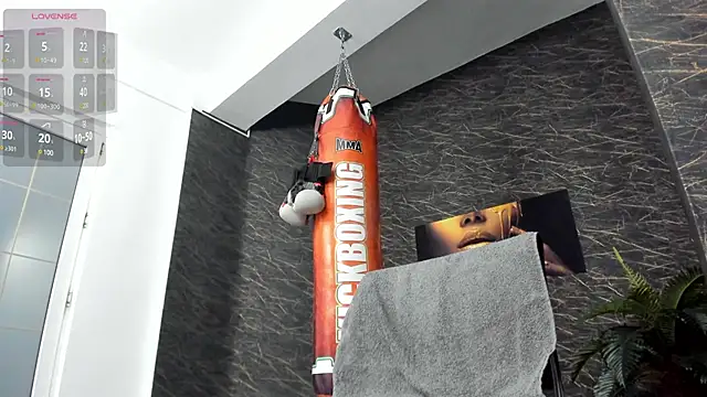 leonardsmith01 online show from 1, 2, 2025