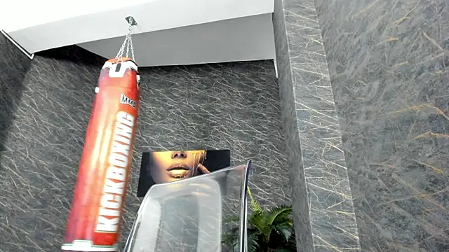 leonardsmith01 online show from 11, 2, 2025