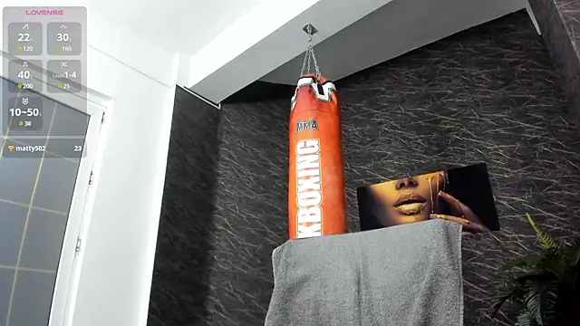 leonardsmith01 online show from 21, 2, 2025