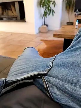 Kevoon991 online show from 4, 3, 2025