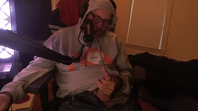 chicostick413 online show from 12, 10, 2025